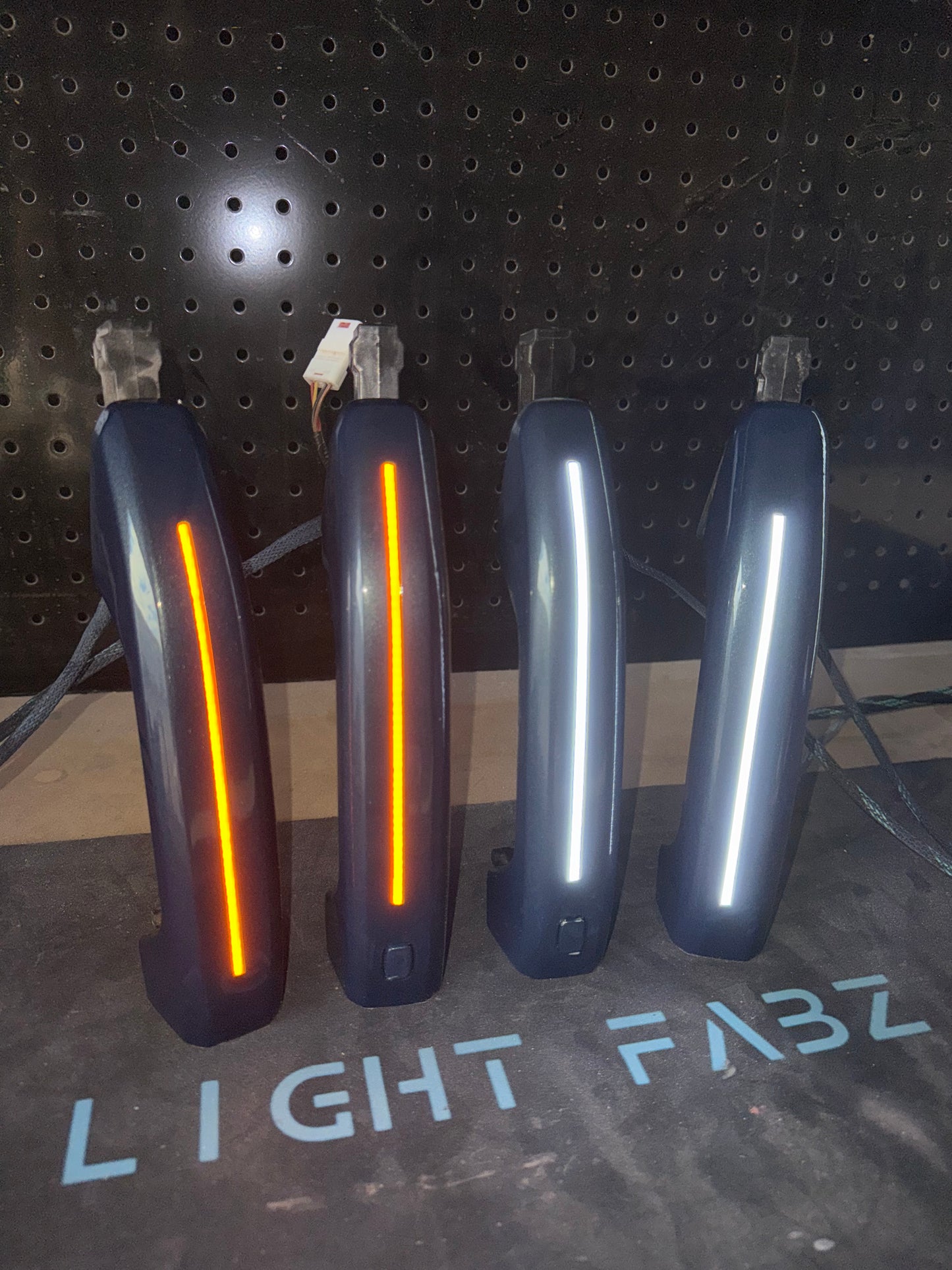2019-25 GM 1500/2500/3500 LED SWITCHBACK DOOR HANDLES